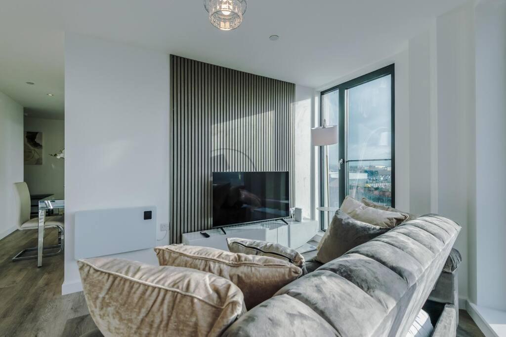 Stunning 2-Bed Premium Apartment - Free Wi-Fi 프레스턴 외부 사진